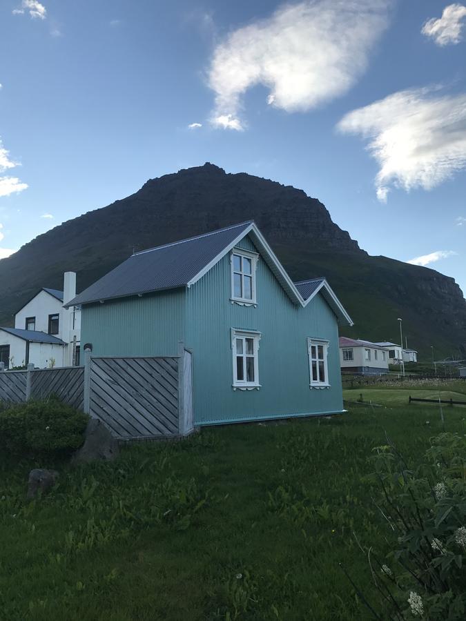 The Little House Villa Bolungarvík Екстериор снимка
