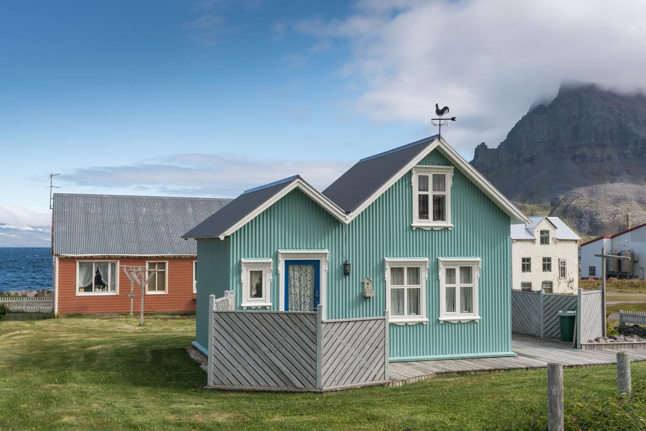 The Little House Villa Bolungarvík Екстериор снимка